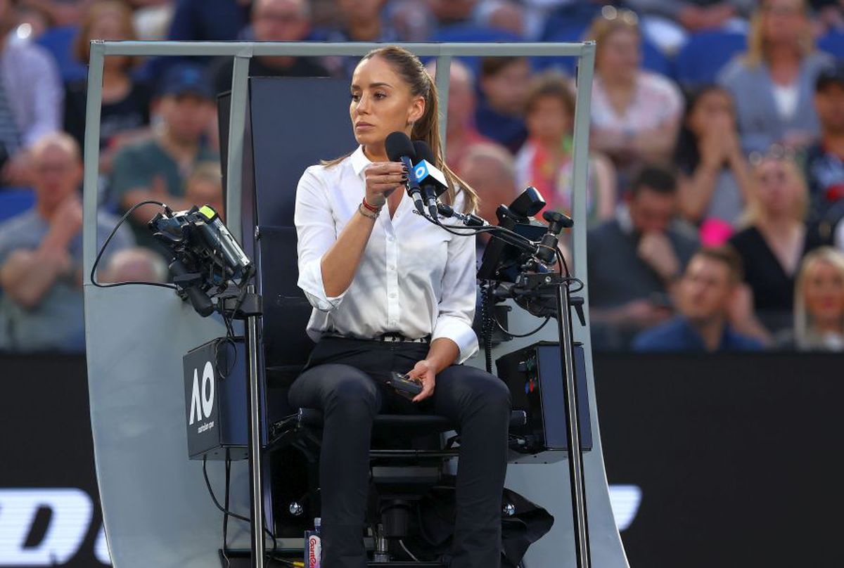 „Și-a pus implanturi?!” » Imaginile cu cel mai sexy arbitru de la US Open au provocat dezbateri aprinse