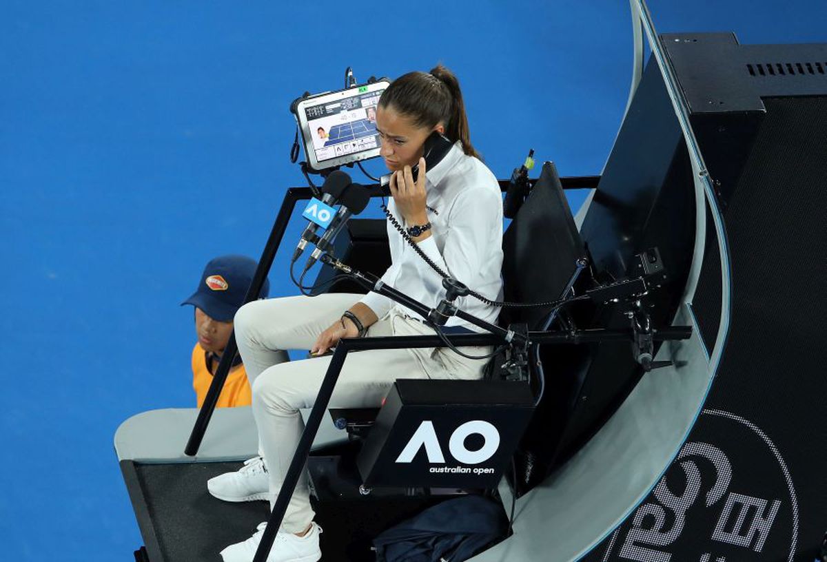 „Și-a pus implanturi?!” » Imaginile cu cel mai sexy arbitru de la US Open au provocat dezbateri aprinse