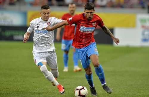 Valentin Costache și Florinel Coman, doi dintre cei mai valoroși jucători ai României U21, s-ar putea înfrunta în meci direct cu 3 zile înainte de Euro 2021