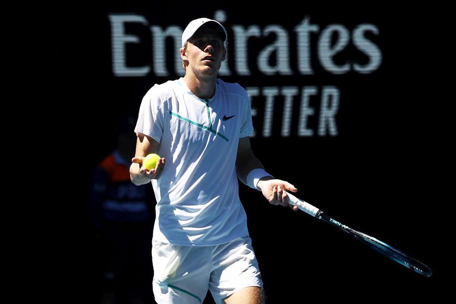 Denis Shapovalov // foto: Guliver/gettyimages Nadal, în semifinalele Australian Open, după un „thriller” de 4 ore cu Denis Shapovalov » Canadianul a răbufnit: „Sunteți cu toții corupți!”