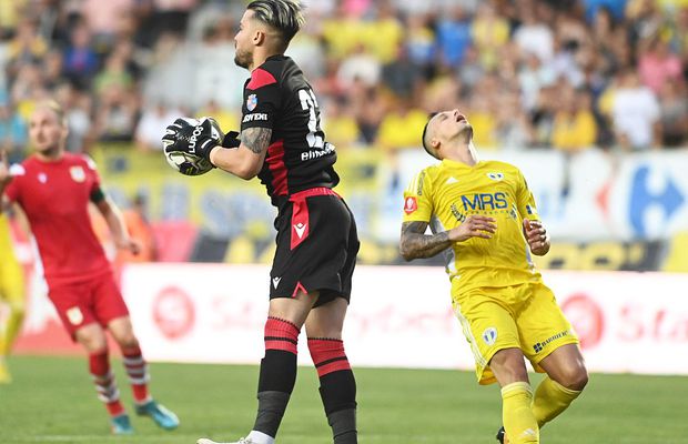 „Curățenie” de iarnă la Petrolul: doi fotbaliști dați afară înainte de meciul cu Chindia