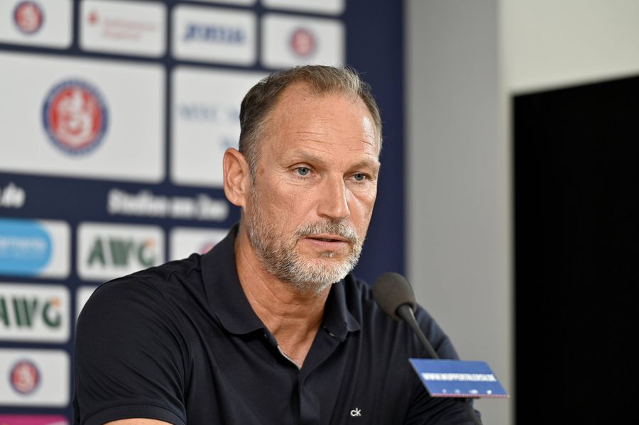 Andreas Zimmermann Povestea lui Andreas Ivan, românul care a debutat la 28 de ani în Bundesliga » Cuvinte de laudă de la antrenorul care l-a susținut mereu: „Nu poți greși cu el!”