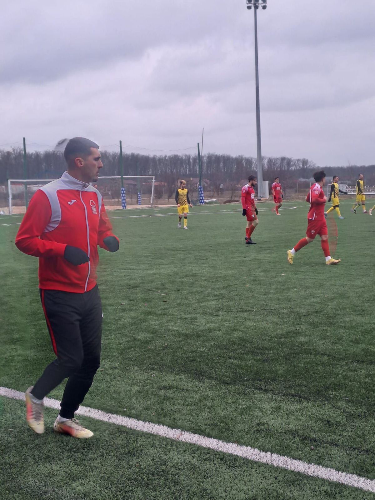 Dinamo - CSO Plopeni 1-1 » Roș-albii, aproape de un eșec în fața unei echipe din Liga 3: au egalat în prelungiri! + Un „câine”, accidentat grav: „Nu mai pot să calc!”