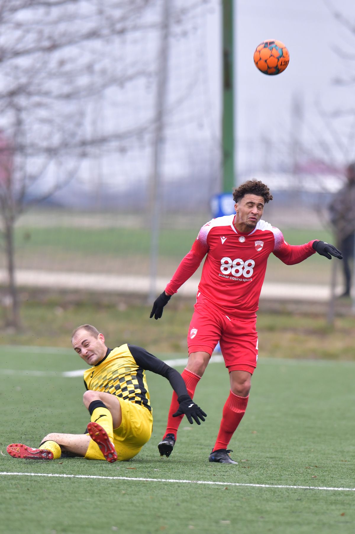 Dinamo - CSO Plopeni 1-1 » Roș-albii, aproape de un eșec în fața unei echipe din Liga 3: au egalat în prelungiri! + Un „câine”, accidentat grav: „Nu mai pot să calc!”