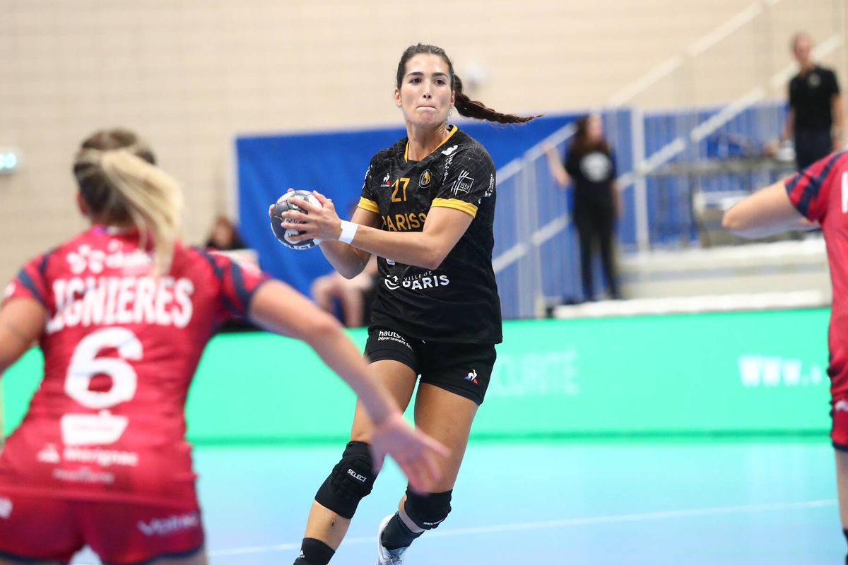 Transfer de marcă la Rapid! O vicecampioană europeană și mondială vine din vară