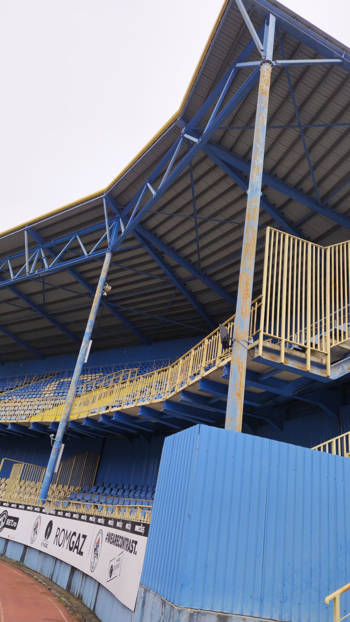 stadion gaz metan medias