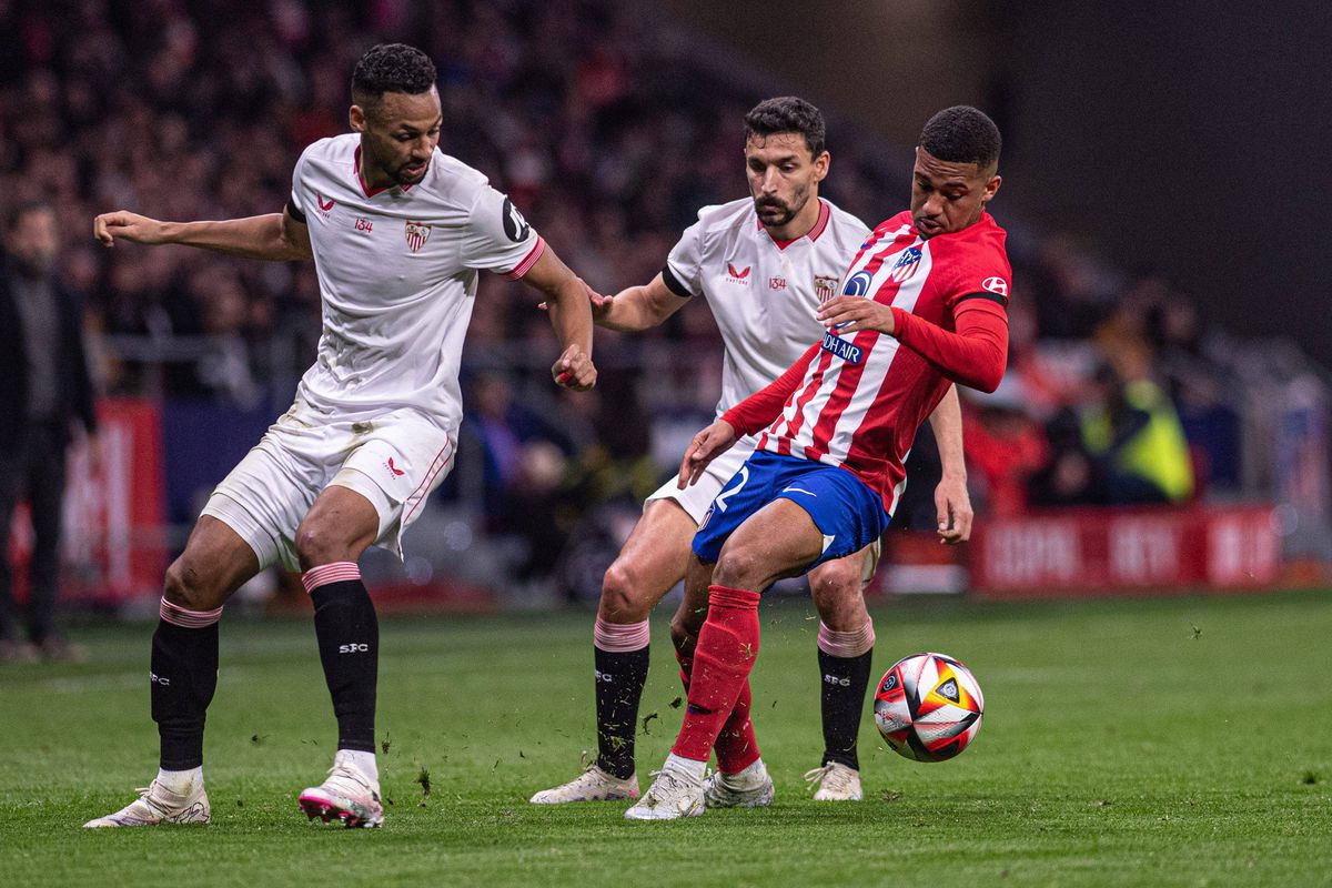 Horațiu Moldovan, rezervă în meciul Atletico Madrid - Sevilla, din Cupa Regelui Spaniei