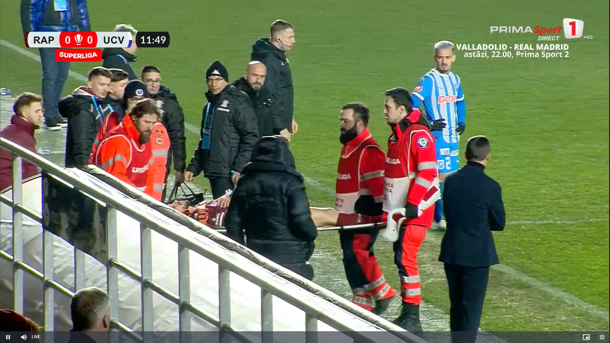 Clipe de panică în Giulești: titularul Rapidului a părăsit terenul pe targă, cu guler cervical