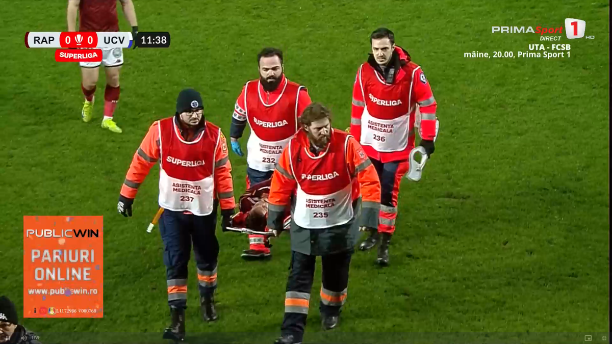 Clipe de panică în Giulești: titularul Rapidului a părăsit terenul pe targă, cu guler cervical