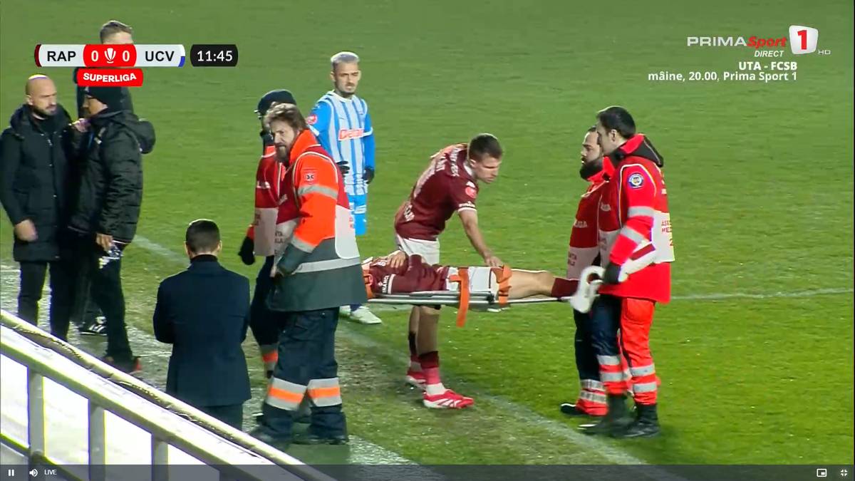 Jakub Hromada a părăsit terenul pe targă