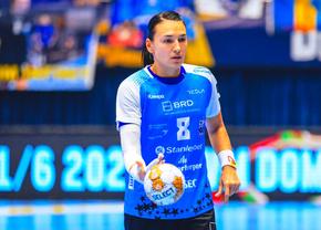 Senzațional modul în care danezii o tratează pe Cristina Neagu, înainte de NFH - CSM București » A luat cuvântul și Helle Thomsen: „Veniți la sală!”
