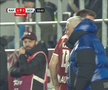 Clipe de panică în Giulești: titularul Rapidului a părăsit terenul pe targă, cu guler cervical