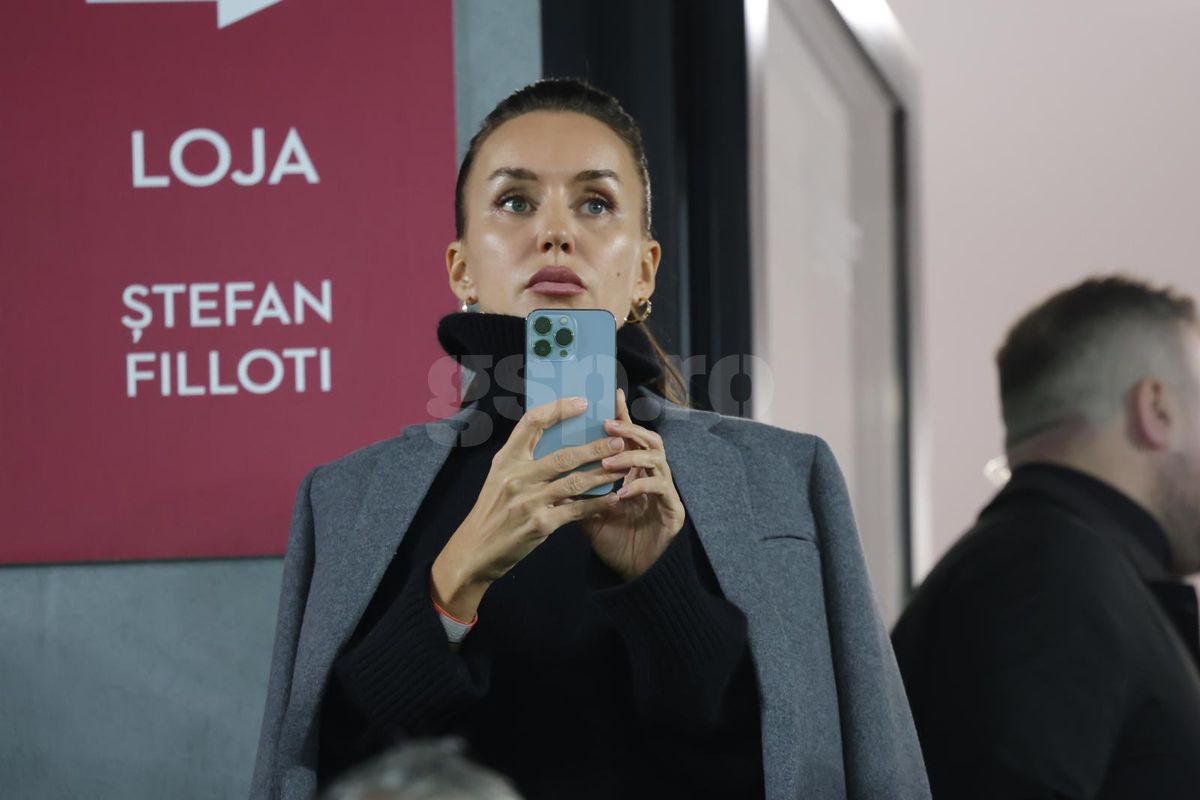 Cu două săptămâni înainte de plecarea în Asia Express cu Tamaș, Alexa a venit cu soția la Rapid - Universitatea Craiova » Imaginile surprinse în Giulești