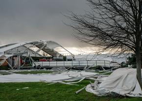 Furtuna secolului face ravagii » Pagube serioase la arenele din Glasgow: au fost smulse de vânt! Ce se întâmplă cu meciul lui Ianis Hagi