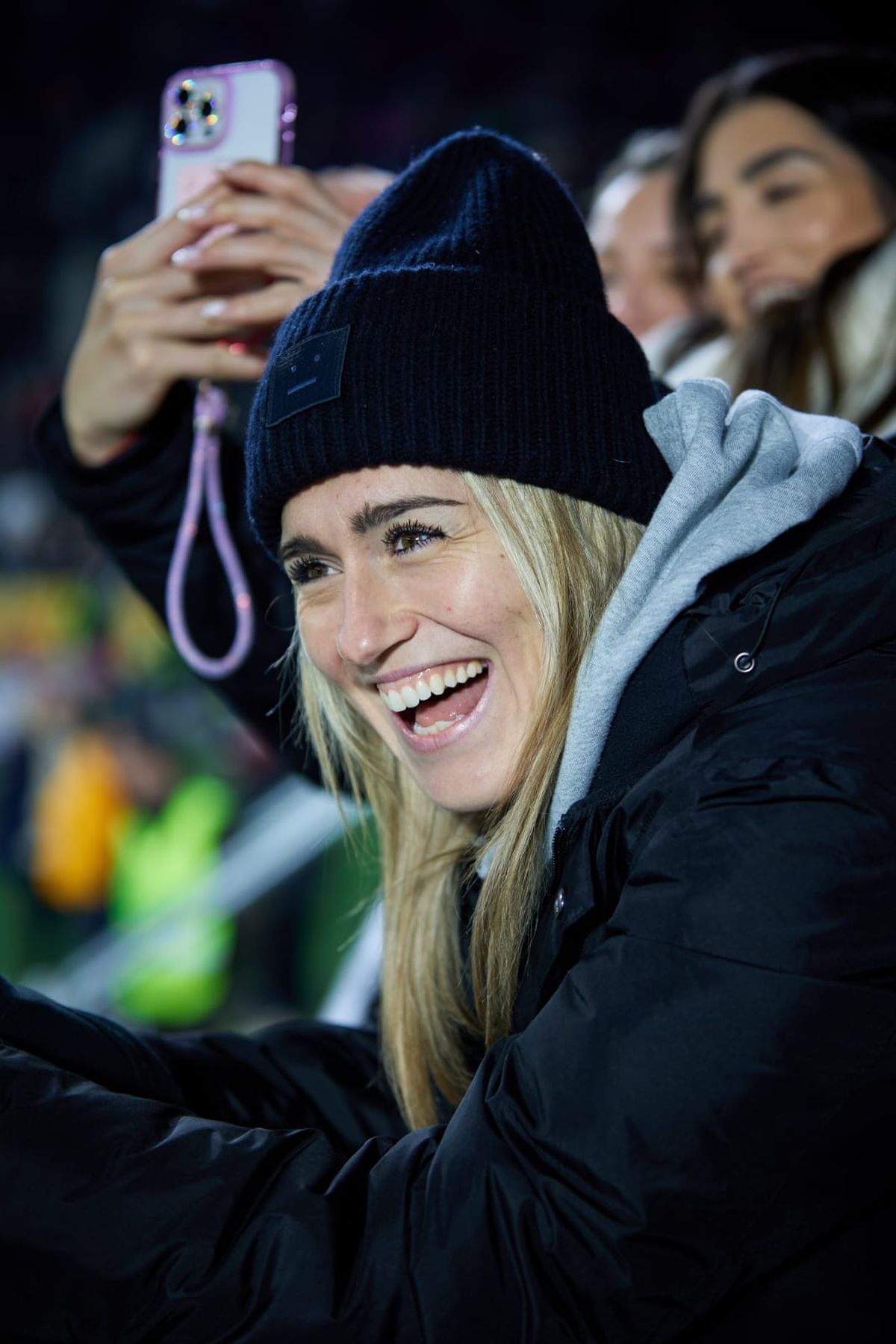 Fetele de la handbal la Rapid - Craiova