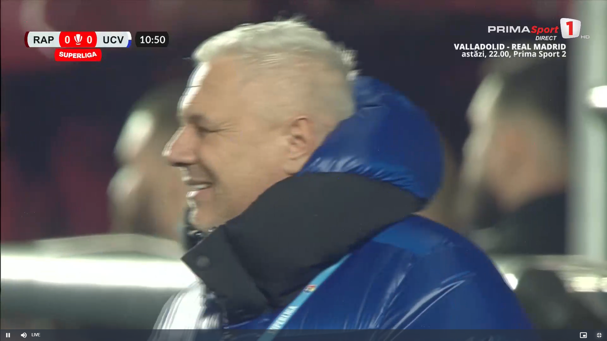 Jakub Hromada a părăsit terenul pe targă