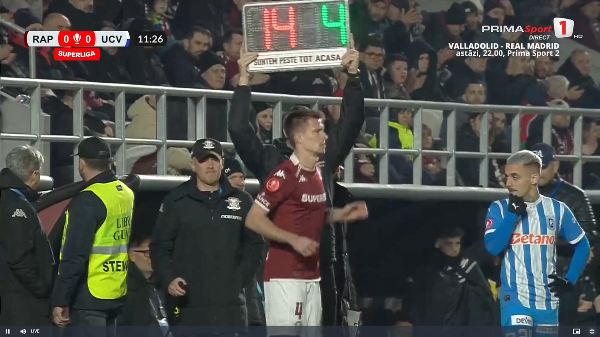 Clipe de panică în Giulești: titularul Rapidului a părăsit terenul pe targă, cu guler cervical