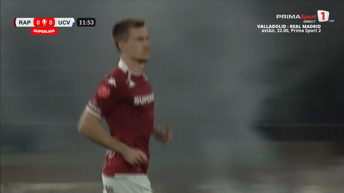 Jakub Hromada a părăsit terenul pe targă