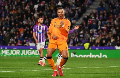 „Hattrick-ul” lui Mbappe a adus victoria „galacticilor” la Pucela și trupa lui Ancelotti s-a desprins în fruntea clasamentului