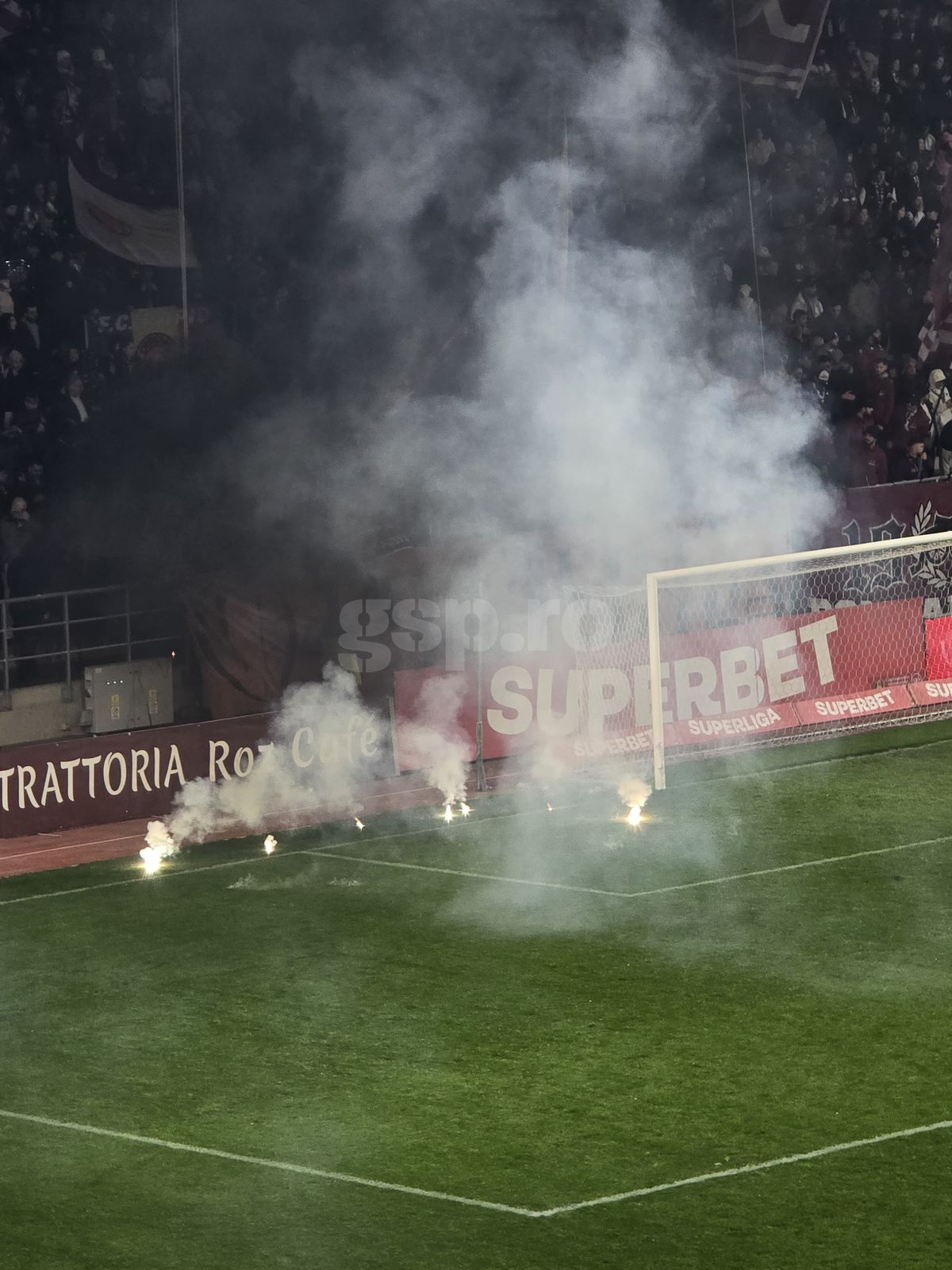 Sfidarea continuă în Giulești » Ce riscă Rapidul din cauza incidentelor de la meciul cu Universitatea Craiova