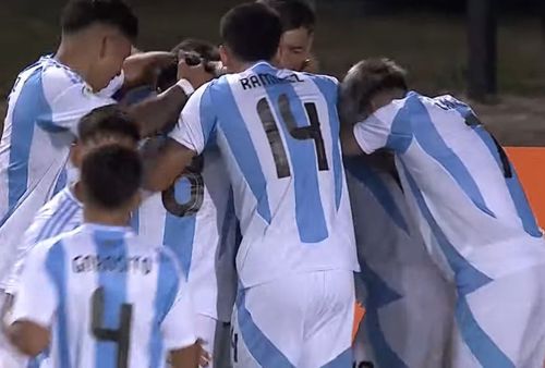 Argentina U20 a învins Brazilia U20 cu scorul de 6-0, într-un meci disputat în cadrul grupelor Campionatului Sud-American la această categorie de vârstă.