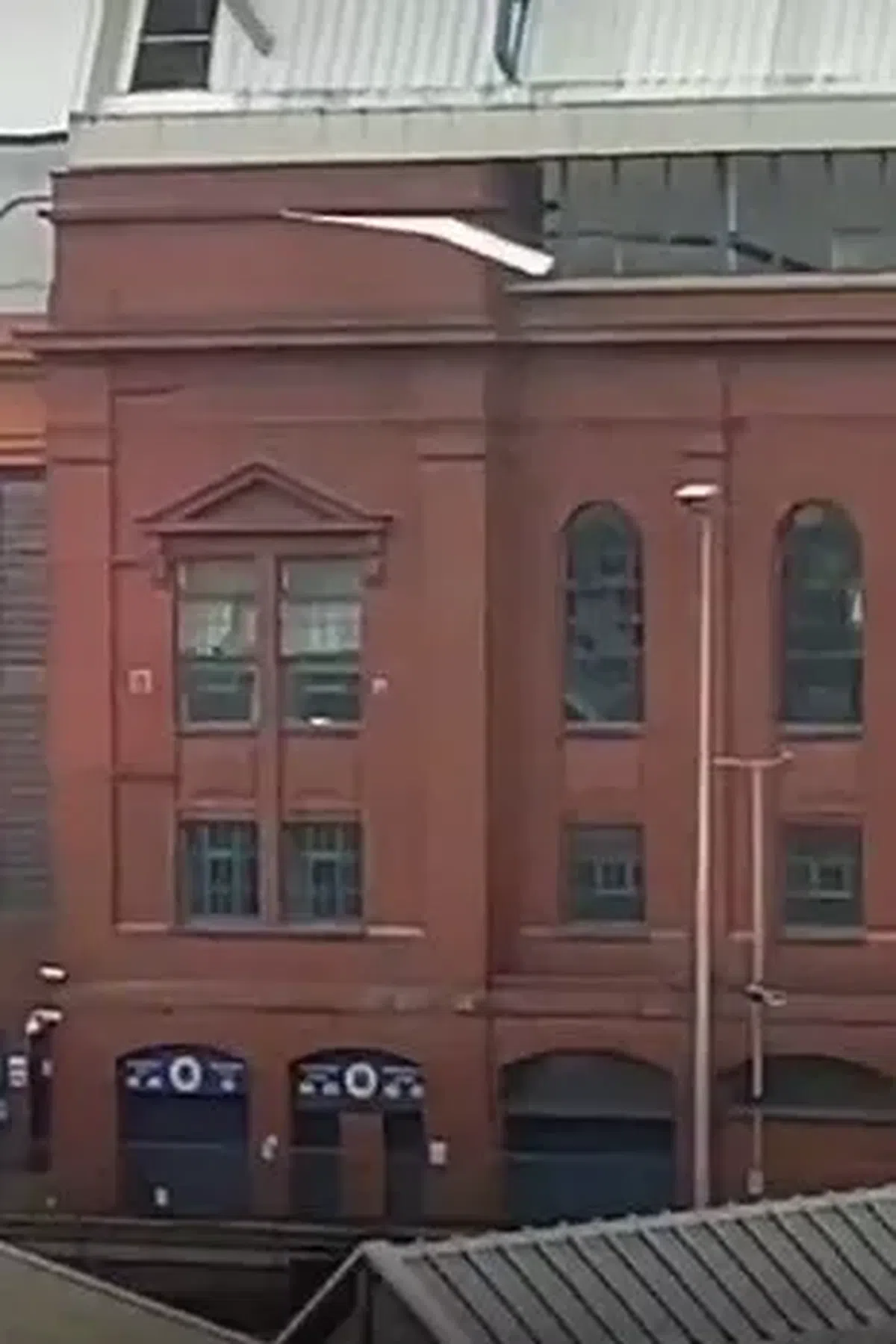 Furtuna secolului face ravagii » Pagube serioase la arenele din Glasgow: au fost smulse de vânt! Ce se întâmplă cu meciul lui Ianis Hagi