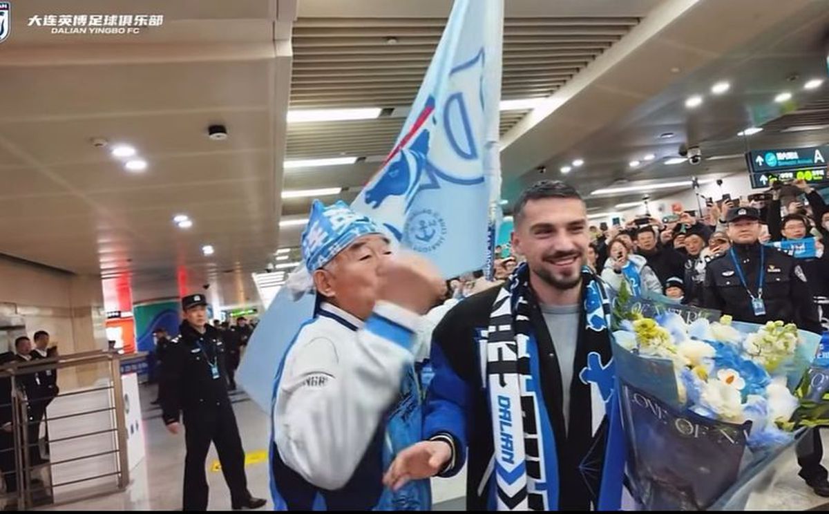 „The Romanian King” » Primit ca un superstar la noua echipă