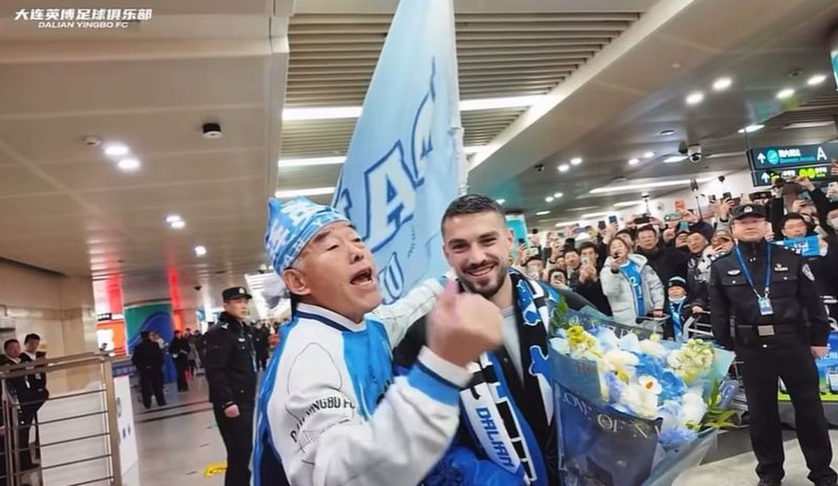 Imagini tari cu Nicolae Stanciu la sosirea în China