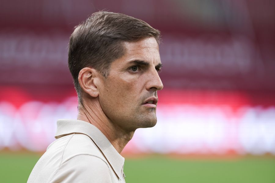 Aiuritor! Fostul selecționer, DEMIS după ce și-a obligat echipa să stea trează 28 de ore la sfatul ChatGPT