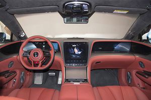 Chinezii au inventat mașina care scutură singură zăpada » Cât costă și cum s-a descurcat la test