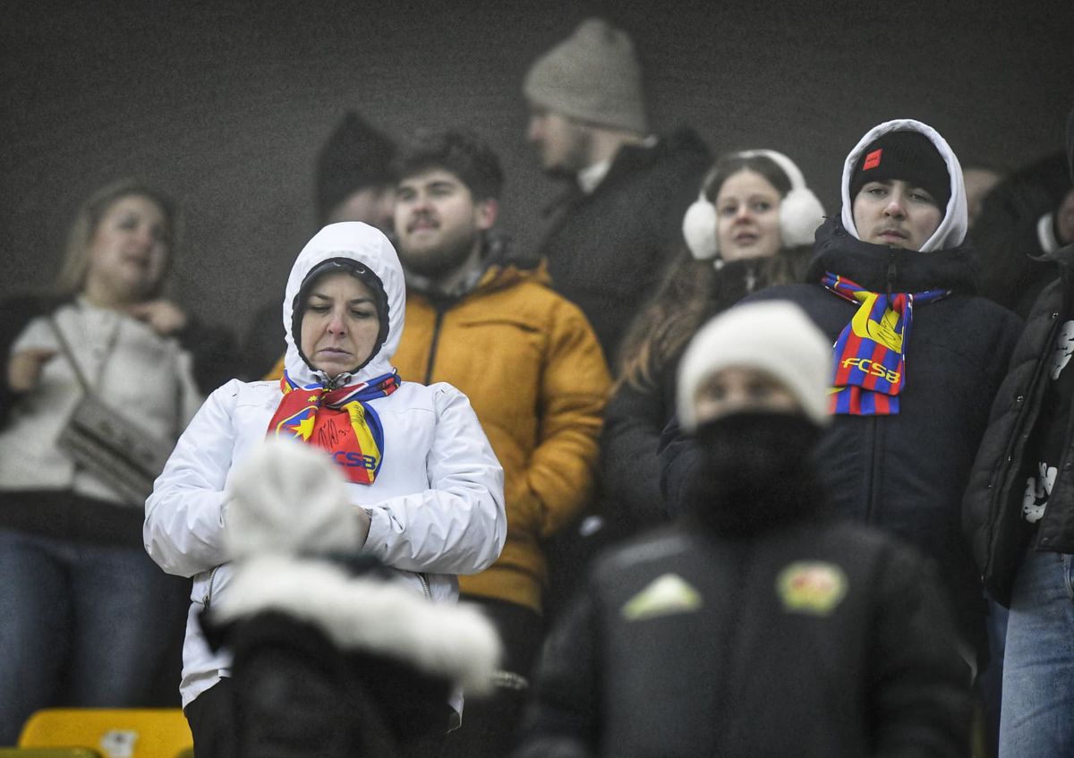 Ce a făcut Peluza Nord pe finalul meciului FCSB - CFR Cluj