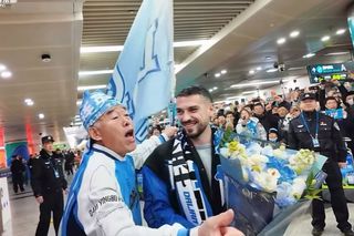 „The Romanian King” » Primit ca un superstar la noua echipă