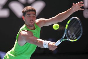 Carlos Alcaraz trece ca taifunul la Australian Open » Este în sferturi fără set pierdut