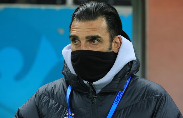 „Plecarea lui Charalambous nu e o soluție” » Fostul antrenor de la FCSB crede în calificarea roș-albaștrilor în play-off: „Pot câștiga toate meciurile”