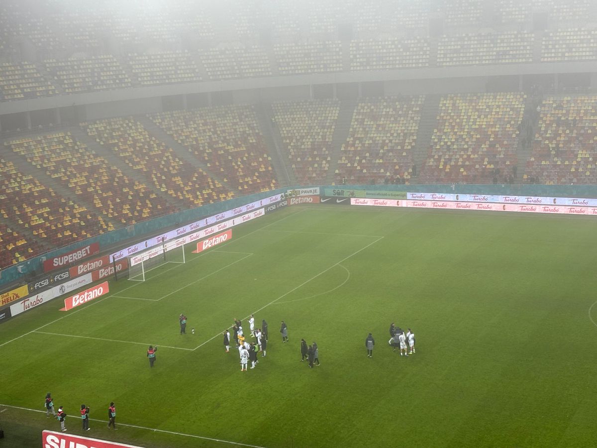 Ce a făcut Peluza Nord pe finalul meciului FCSB - CFR Cluj