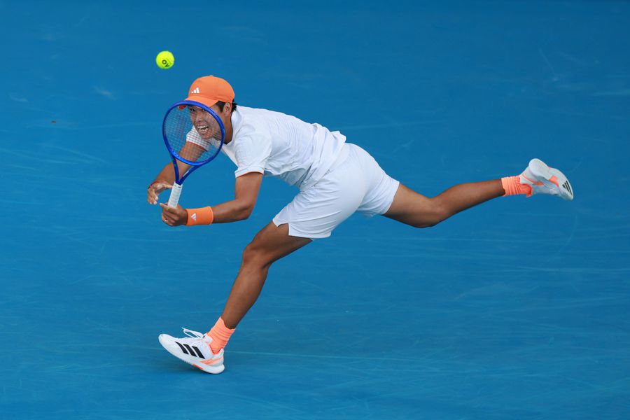 Learner Tien în acțiune FOTO Guuliver/GettyImages Surpriza zilei la Australian Open, Daniil Medvedev a fost eliminat