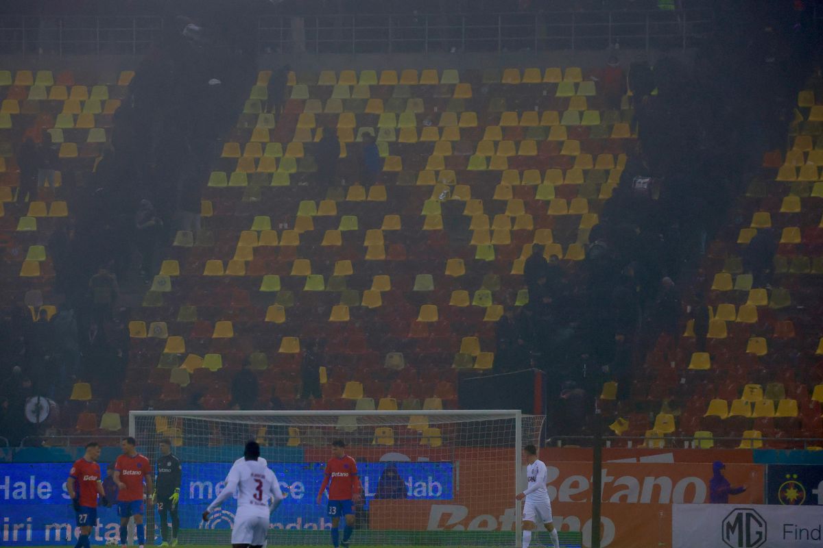 Ce a făcut Peluza Nord pe finalul meciului FCSB - CFR Cluj