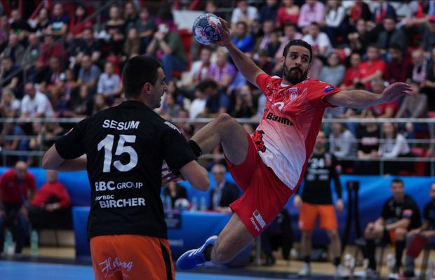 Dinamo pusă în genunchi! Federația a stabilit că o echipă nu mai poate avea mai mult de trei jucători extracomunitari în lot!