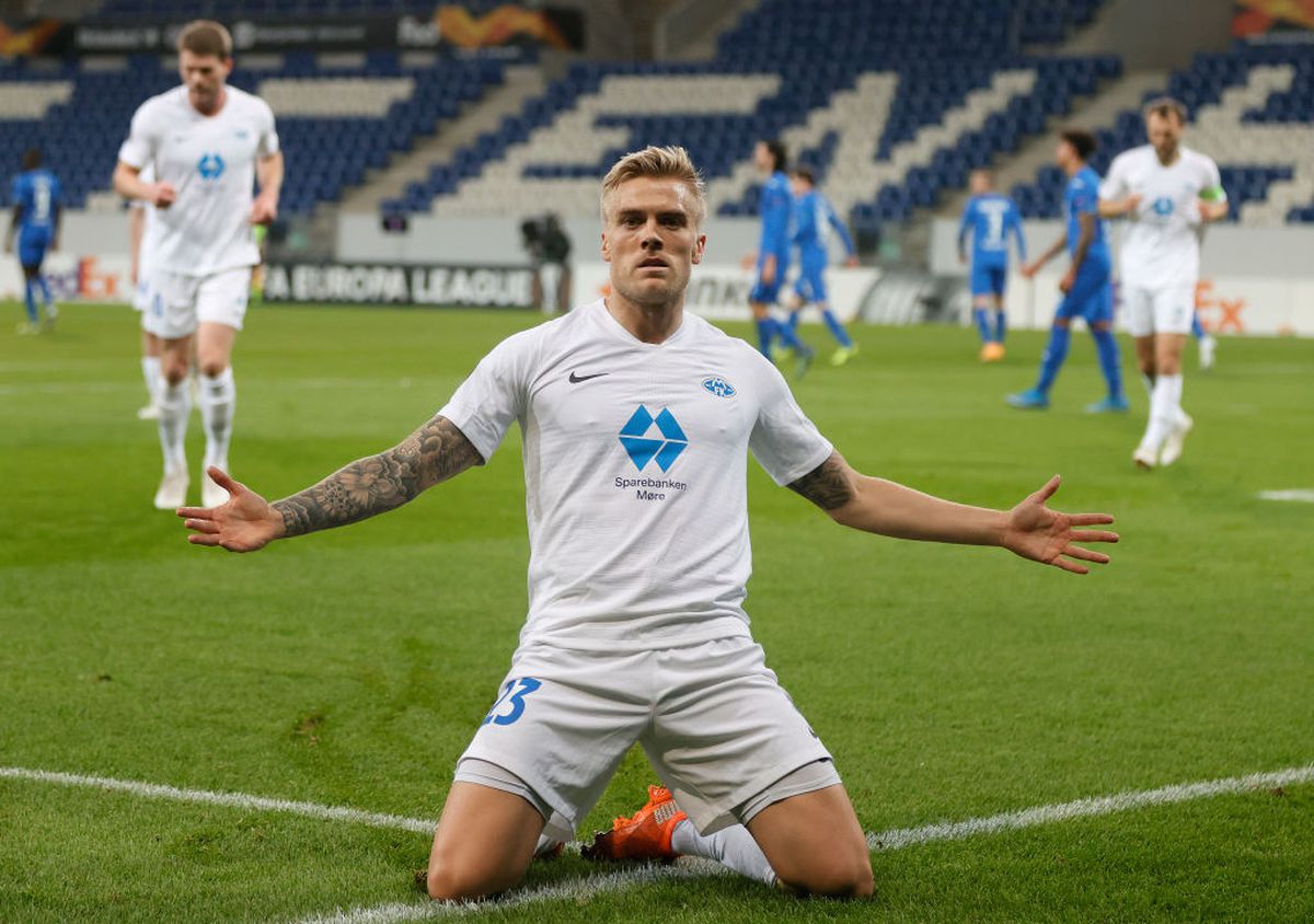 Mircea Lucescu a răbufnit după calificarea în „optimi”: „De ce mă întrebați asta? Hai să vorbim despre noi!”