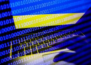 Război în Ucraina » Kievul e sub asediu + Hackerii Anonymus atacă siteurile guvernului rus!
