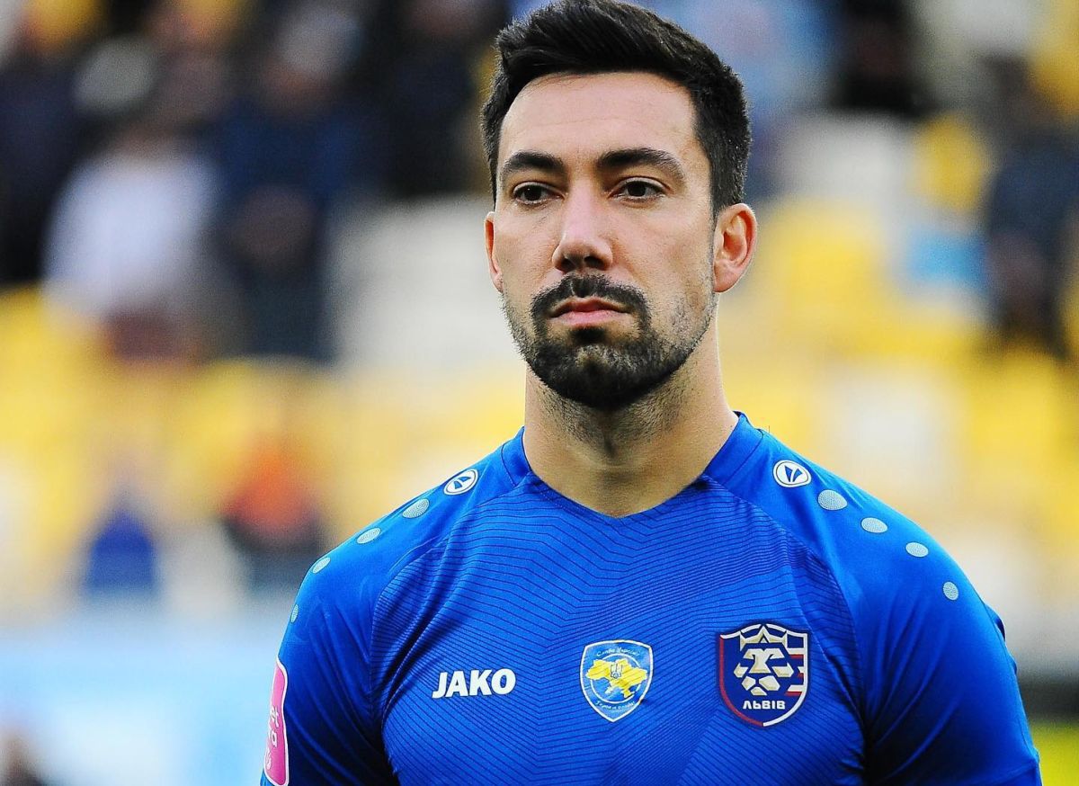 A scăpat de războiul din Ucraina! Fotbalistul român așteaptă avionul spre casă