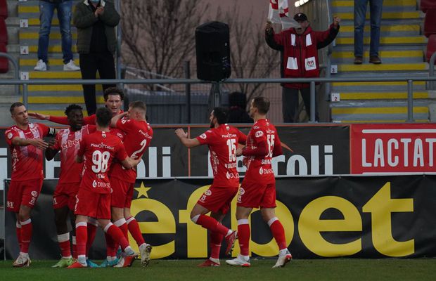 UTA Arad- Academica Clinceni 2-0 » Victorie fără mari emoții pentru formația lui Ionuț Badea