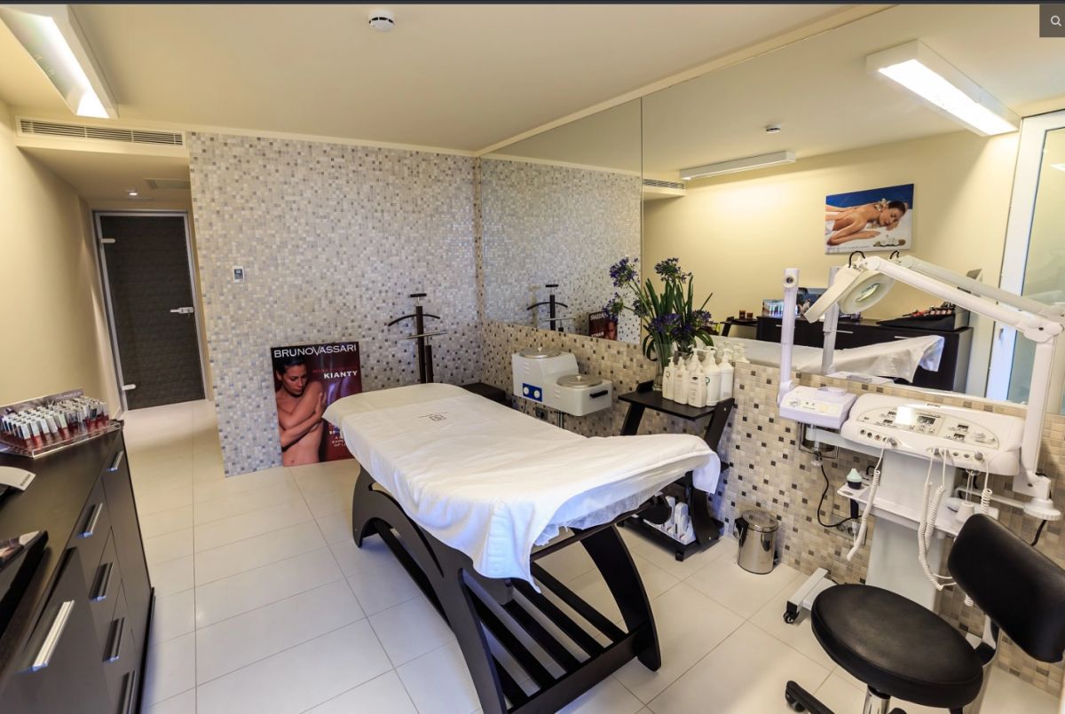 Hotelul lui Gigi Becali