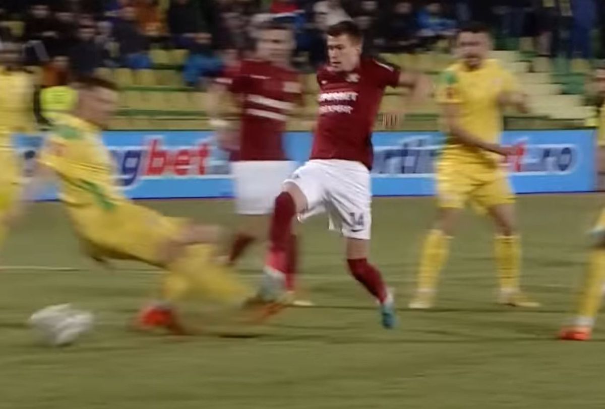 Feșnic, penalty-uri nedate în Mioveni - Rapid