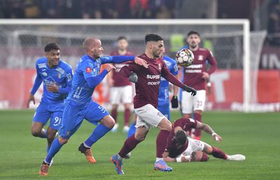 Rapid trece de Chindia și urcă pe podiumul SuperLigii! Clasamentul ACUM