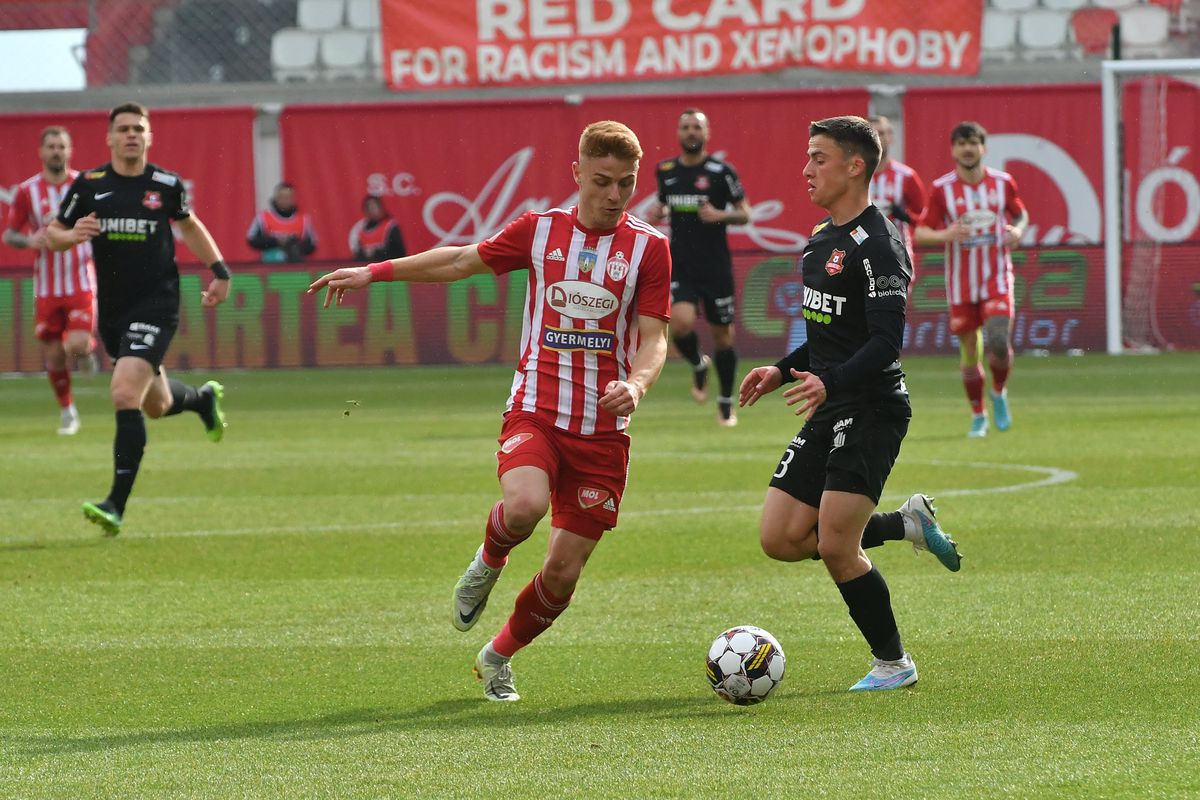 Sepsi - Hermannstadt 2-1, în primul meci al zilei în Superligă » Gazdele s-au impus chiar și în inferioritate numerică