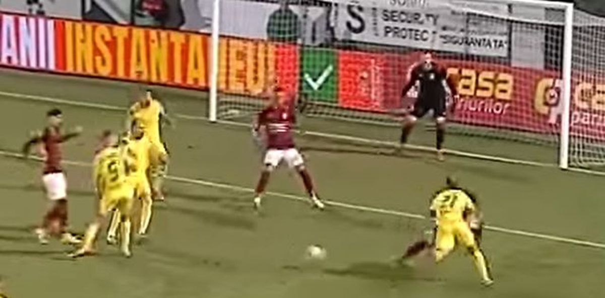 Feșnic, penalty-uri nedate în Mioveni - Rapid