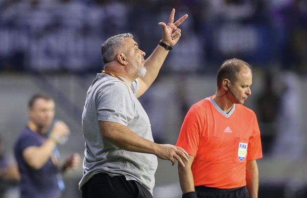 Cosmin Olăroiu, supercampion în Emiratele Arabe Unite! A ajuns la 16 trofee în fotbalul din Golf