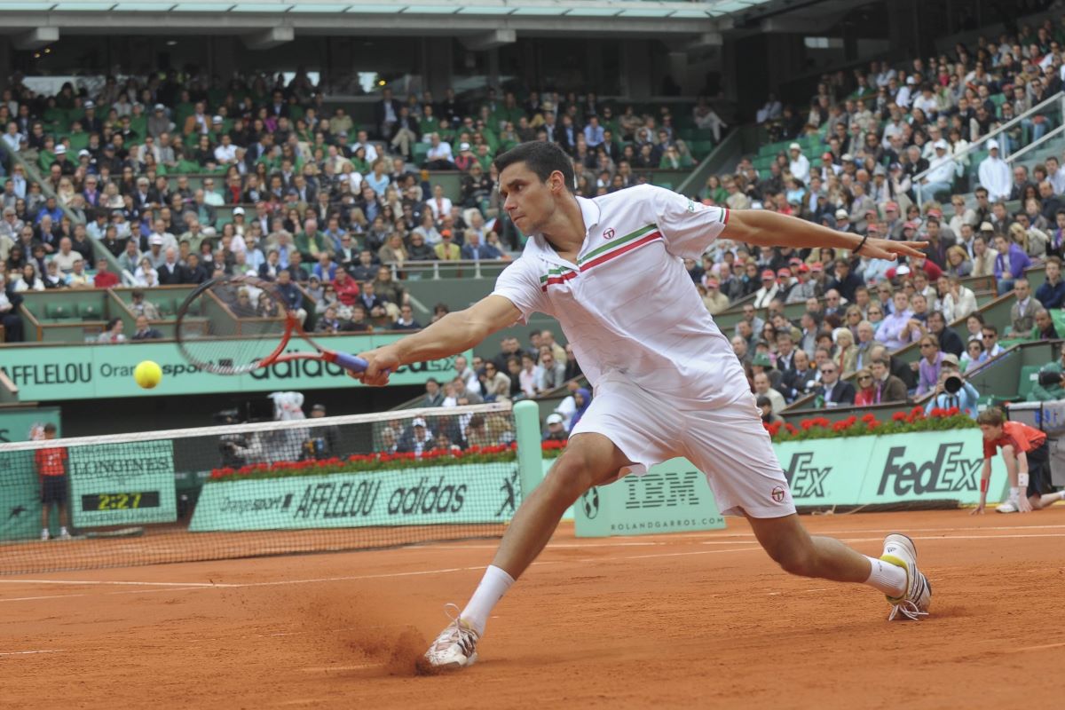 SEISM în tenis: dispare reverul cu o mână? De la Andrei Pavel la Victor Hănescu, 6 experți răspund pentru GSP: cum se schimbă tenisul? 6 diferențe: „De la deplasare, la passing-shots”
