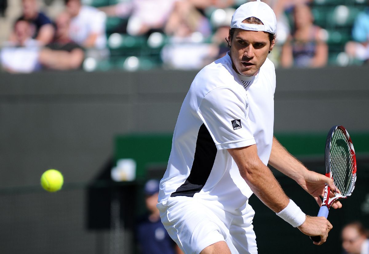 Ce jucător are cel mai impunător rever cu o mână? 6 experți analizează pentru GSP: „Wawrinka, Federer, Andrei Pavel?”